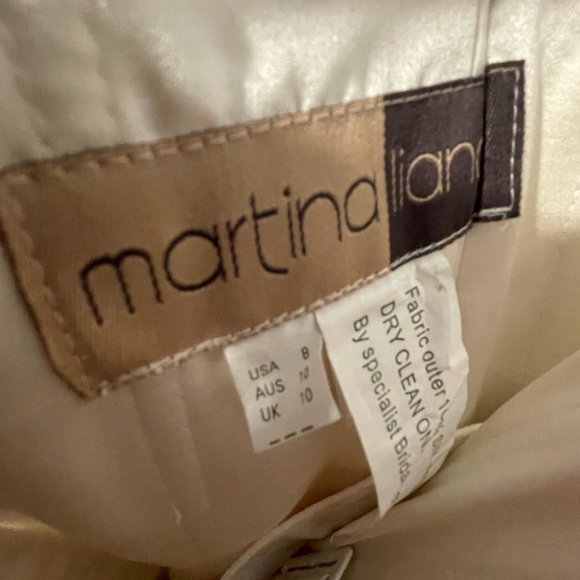 Martina Liana size 8 wedding gown 2014 collection - Picture 9 of 10